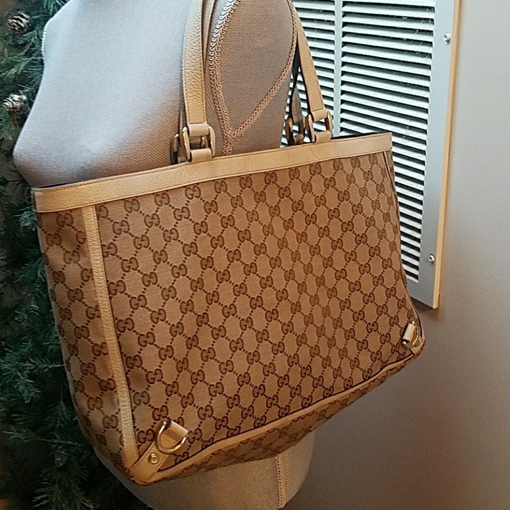 Handbag - Picture 7 of 8